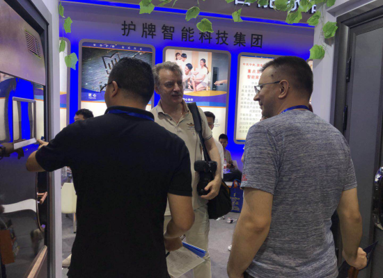 護(hù)牌智能門(mén)：小小一扇門(mén)，將成就大產(chǎn)業(yè)